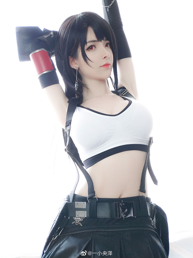 Hot eyes with cosplay photo series Tifa chest also... bigger than the original - Photo 8.