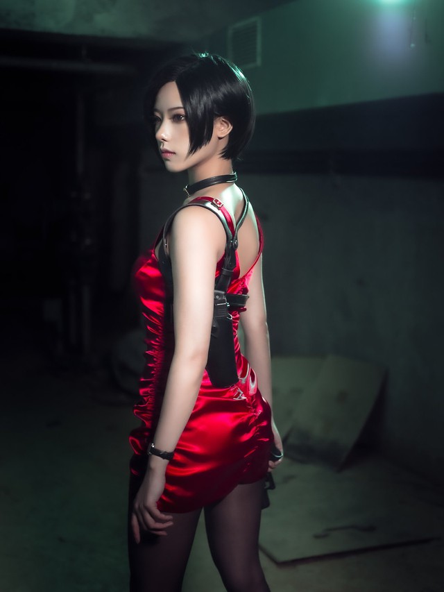 Fall in love with the most beautiful Ada Wong cosplay photo series - Resident Evil 2 of all time - Photo 13.