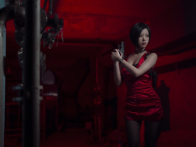 Fall in love with the most beautiful Ada Wong cosplay photo series - Resident Evil 2 of all time - Photo 12.