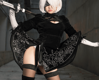 Once again “hot eyes” with the beauty of 2B cosplay version of Korean beauty