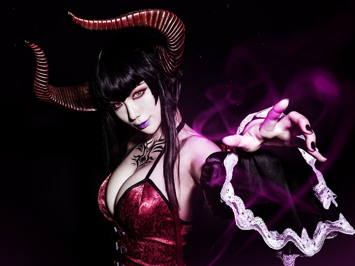 Perfect for an Eliza - Tekken 7 cosplay version, this death chest is unmistakable! - Photo 4.