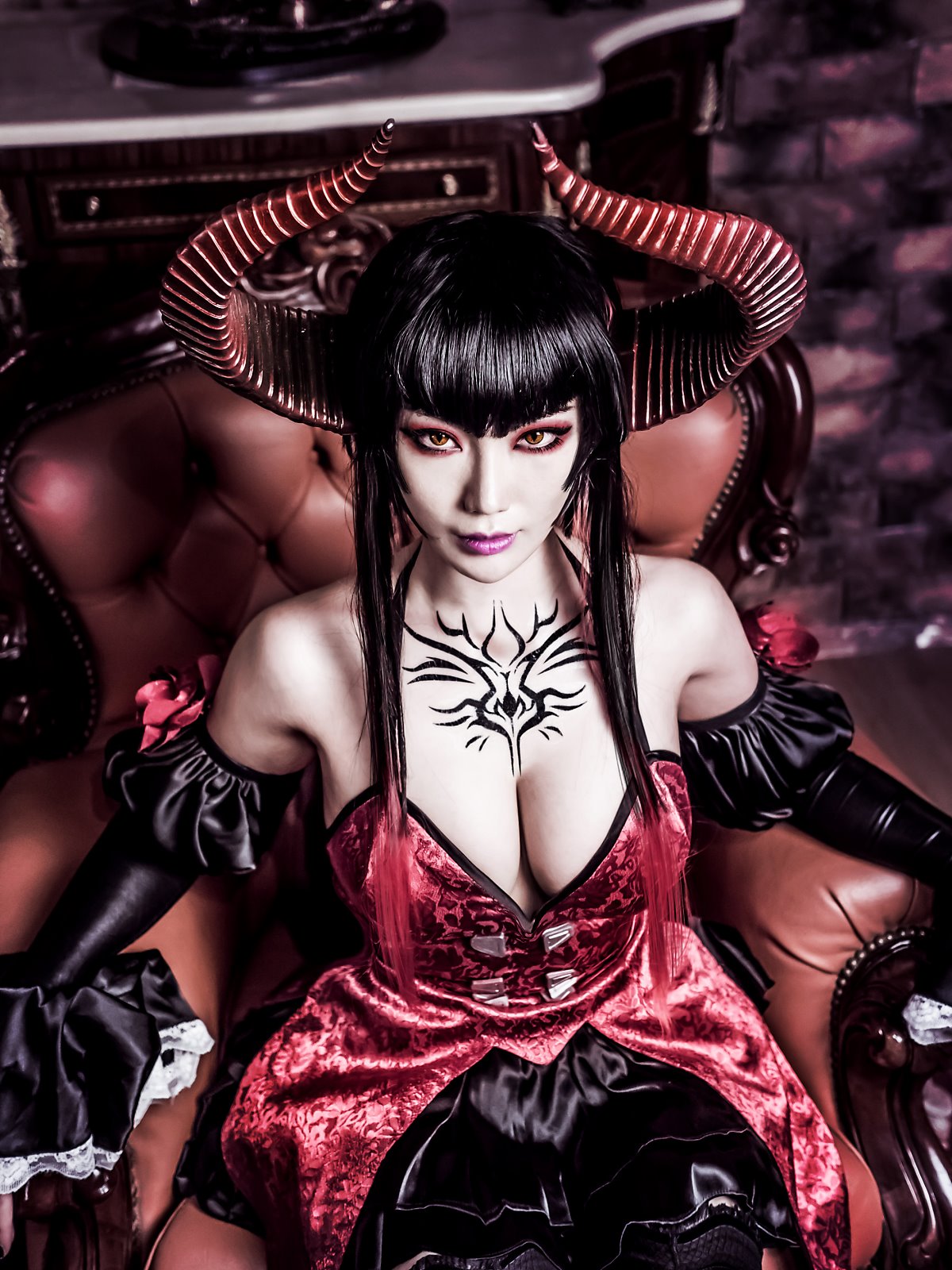 Too perfect for an Eliza - Tekken 7 version cosPlay, this chest is unmistakable! - Photo 10.