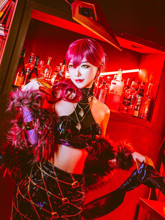 Heartbroken with the K/DA group cosplay photo of the Korean beauty quartet, it turns out that the whole streamer has a reputation - Photo 8.