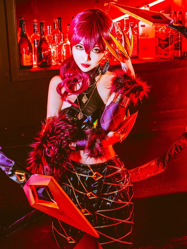 Heart loss with K/DA group cosplay photo set round out of the Korean beauty quartet, it turned out to be all famous streamers - Photo 9.