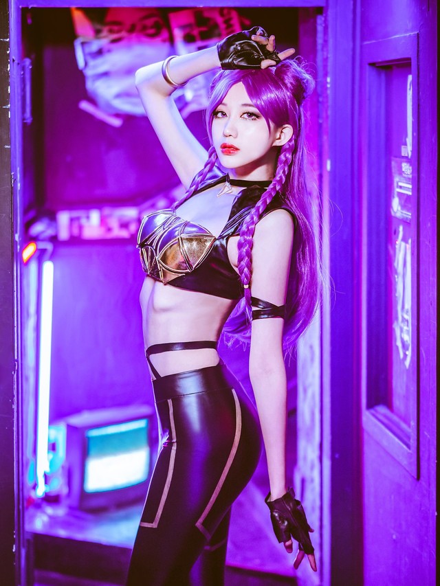 Heartbroken with the K/DA group cosplay photo of the Korean beauty quartet, it turned out to be all famous streamers - Photo 18.