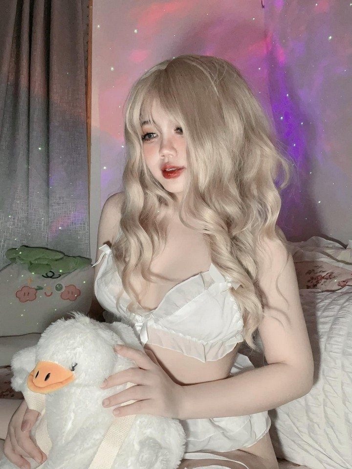 The NPC goddess suddenly released a photo of her 'cosplay in bed', causing everyone to lose sleep