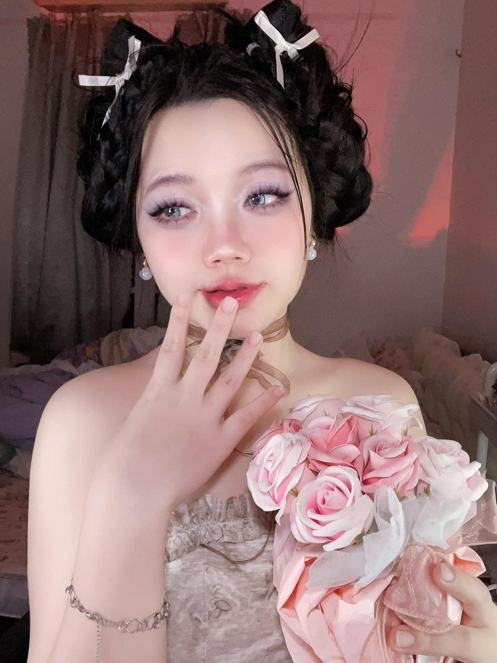 The NPC goddess suddenly released a photo of her 'cosplay in bed', causing everyone to lose sleep