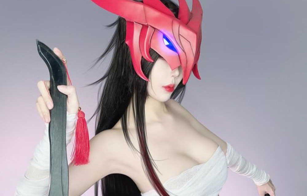 Look at the extremely sexy and seductive cosplay photos of the Chinese hot girl