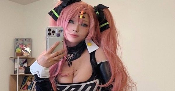 Cosplay character Zenless Zone Zero, hot girl is “hotter” than the original